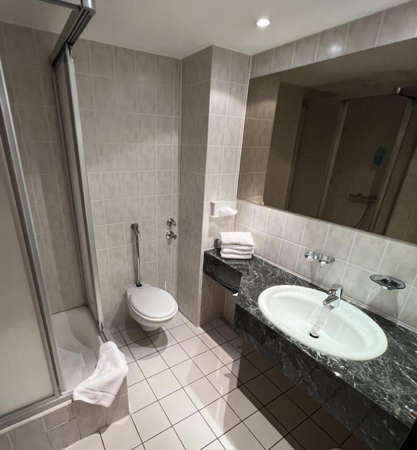 Hotel Exquisit Минден Экстерьер фото