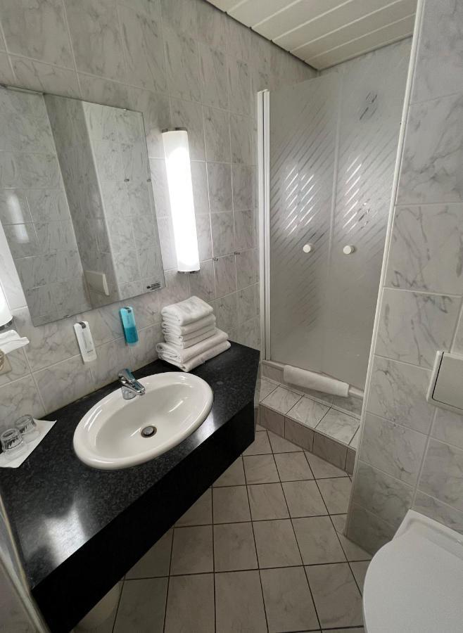 Hotel Exquisit Минден Экстерьер фото